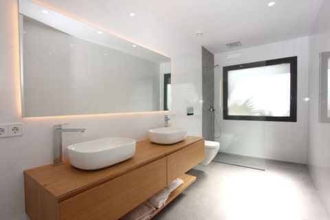 Villa i Marbella, Malaga, Marbella - € 2.750.000 | Ref: MA-MB-R300123S/7965 - foto 24