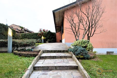 Villa i Vignate, Milan, Vignate - € 440.000 | Ref: UVC-191 - foto 2