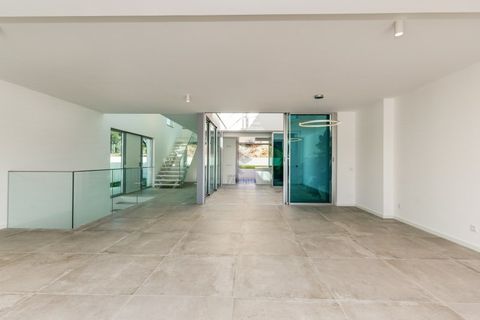 Villa i Almancil, Faro, Almancil - € 2.295.000 | Ref: Moradia T4 Vale do Lobo nova pronta para habitar - foto 4