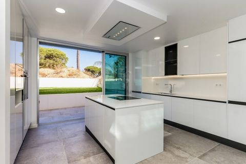 Villa i Almancil, Faro, Almancil - € 2.295.000 | Ref: Moradia T4 Vale do Lobo nova pronta para habitar - foto 8