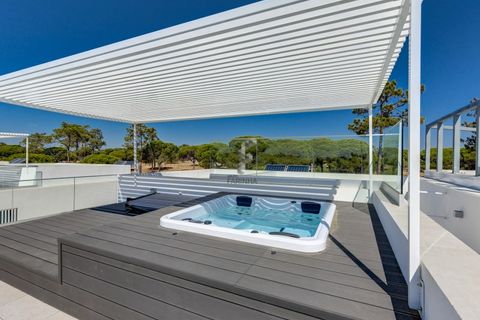 Villa i Almancil, Faro, Almancil - € 2.295.000 | Ref: Moradia T4 Vale do Lobo nova pronta para habitar - foto 26