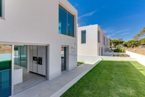 Villa i Almancil, Faro, Almancil - € 2.295.000 | Ref: Moradia T4 Vale do Lobo nova pronta para habitar - foto 28