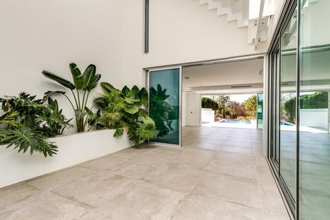 Villa i Almancil, Faro, Almancil - € 2.295.000 | Ref: Moradia T4 Vale do Lobo nova pronta para habitar - foto 5