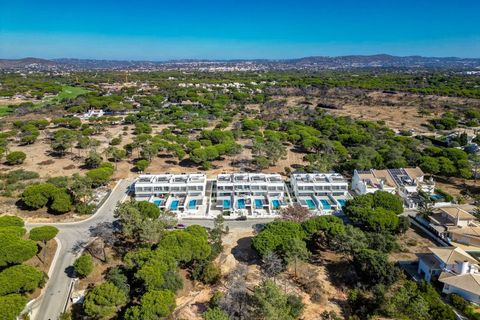 Villa i Almancil, Faro, Almancil - € 2.295.000 | Ref: Moradia T4 Vale do Lobo nova pronta para habitar - foto 33