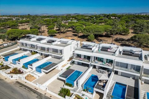 Villa i Almancil, Faro, Almancil - € 2.295.000 | Ref: Moradia T4 Vale do Lobo nova pronta para habitar - foto 37