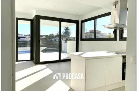 Villa i Empuriabrava, Gerona, Empuriabrava - € 659.000 | Ref: 2597 - foto 13