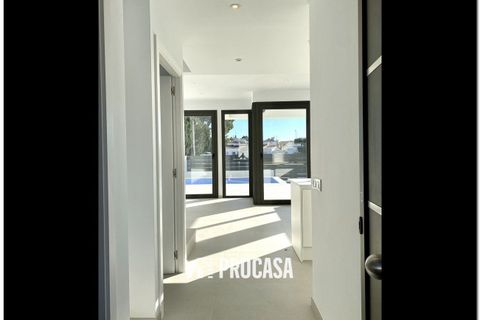 Villa i Empuriabrava, Gerona, Empuriabrava - € 659.000 | Ref: 2597 - foto 17