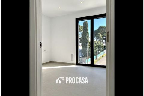 Villa i Empuriabrava, Gerona, Empuriabrava - € 659.000 | Ref: 2597 - foto 24