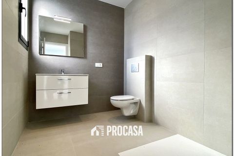 Villa i Empuriabrava, Gerona, Empuriabrava - € 659.000 | Ref: 2597 - foto 36