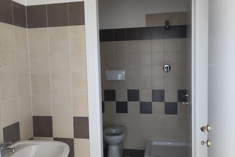 L'establiment comercial a Terni, Terni, Terni - € 450/mes | Ref: LOD-1768 - foto 8
