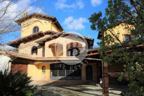 Villa i Tortoreto, Teramo, Tortoreto - € 530.000 | Ref: IB 315 - foto 1