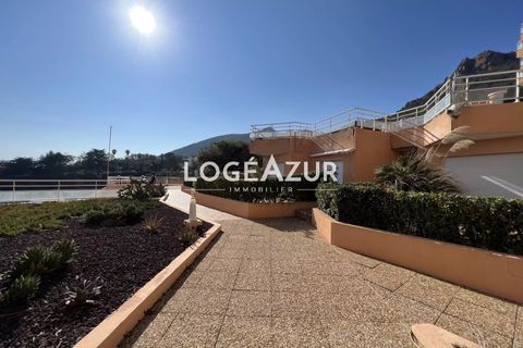 Lejlighed i Saint-Raphaël, Var, Saint-Raphaël - € 250.000 | Ref: 8202402 - foto 15