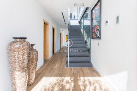 Villa a Alella, Barcelona, Alella - € 2.499.000 | Ref: PH102301/3699 - foto 16