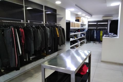 Erhvervsejendom i Ragusa, Ragusa, Ragusa - € 68.000 | Ref: LC040 - foto 2