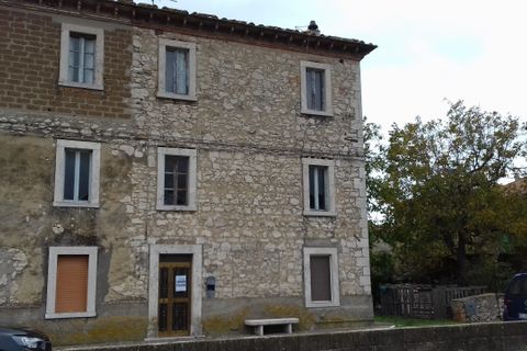 Lejlighed i Guardea, Terni, Guardea - € 20.000 | Ref: 55 - foto 2