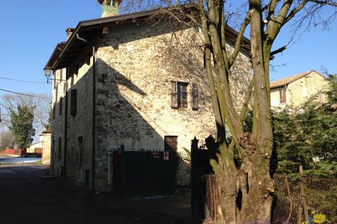 Byhus i Traversetolo, Parma, Traversetolo - € 60.000 | Ref: z212 - foto 1