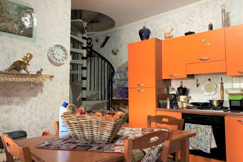 Villa a Simeri Crichi, Catanzaro, Simeri Crichi - € 75.000 | Ref: CZ-292 - foto 2