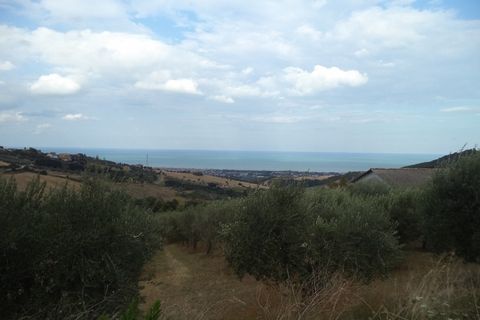 Villa a Colonnella, Teramo, Colonnella - € 150.000 | Ref: 4156 - foto 9
