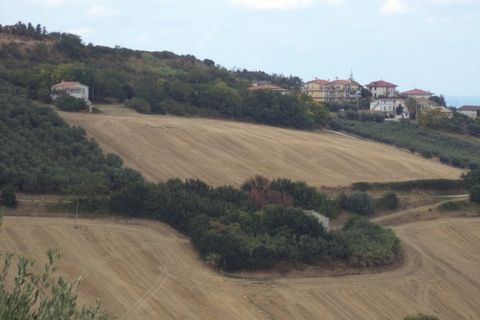 Villa a Colonnella, Teramo, Colonnella - € 150.000 | Ref: 4156 - foto 16