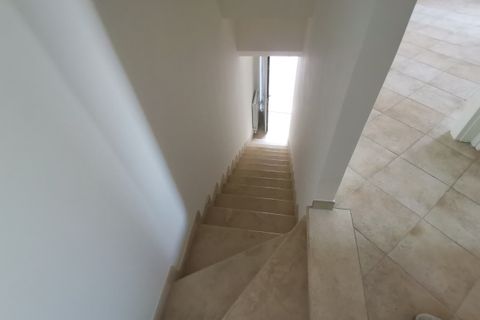 Villa i Ripatransone, Ascoli Piceno, Ripatransone - € 160.000 | Ref: 5909 - foto 16