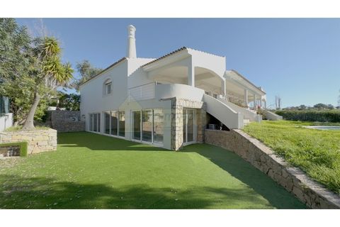 Villa i Estoi, Faro, Estoi - € 1.495.000 | Ref: M136 - foto 1