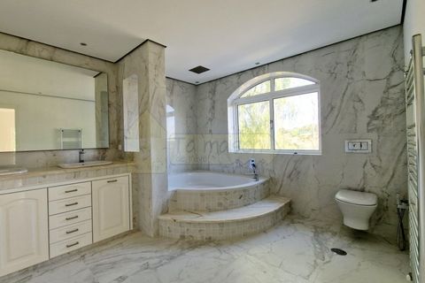 Villa i Estoi, Faro, Estoi - € 1.495.000 | Ref: M136 - foto 25