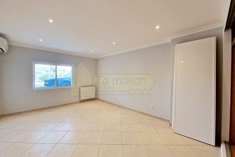 Villa i Estoi, Faro, Estoi - € 1.495.000 | Ref: M136 - foto 35