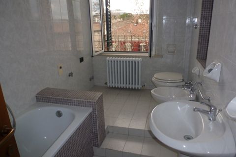Lejlighed i Jesi, Ancona, Jesi - € 160.000 | Ref: J2242 - foto 4