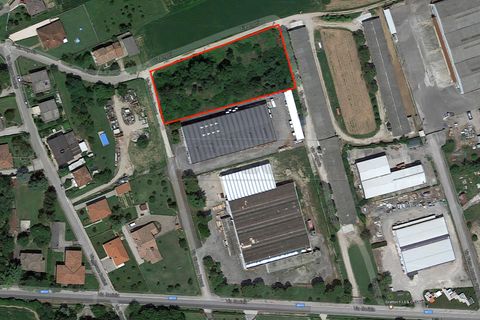 Helårsgrund i Visco, Udine, Visco - € 129.000 | Ref: D-328 - foto 1