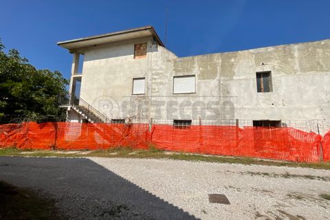 Villa a Palmanova, Udine, Palmanova - € 55.000 | Ref: D-910 - foto 2