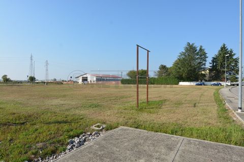 Tomt i Chiopris-Viscone, Udine, Chiopris-Viscone - € 40 000 | Ref: D-494 - foto 2