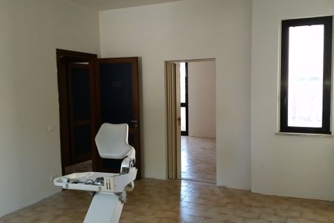 Erhvervsejendom i Lucca, Lucca, Lucca - € 320.000 | Ref: 3802 - foto 4