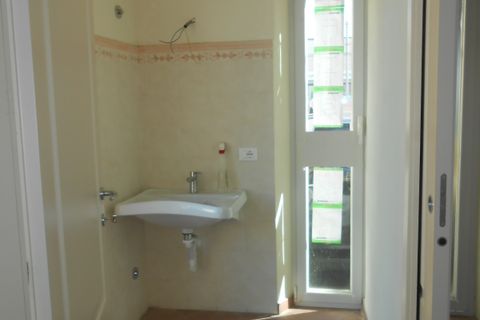Erhvervsejendom i Lucca, Lucca, Lucca - € 140.000 | Ref: 4190 - foto 4