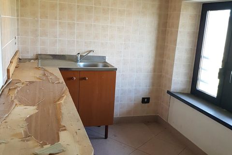 Erhvervsejendom i Lucca, Lucca, Lucca - € 385.000 | Ref: 5248 - foto 3