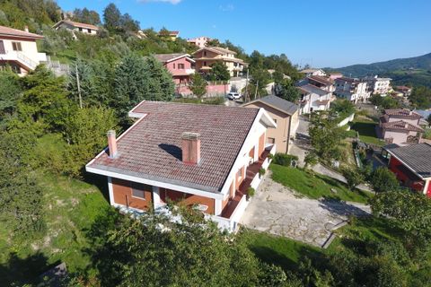 Villa a Farindola, Pescara, Farindola - € 130.000 | Ref: AR482 - foto 3