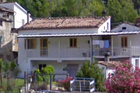 Byhus i Farindola, Pescara, Farindola - € 34.000 | Ref: AR493 - foto 1