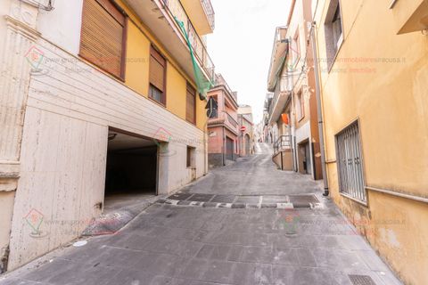 Garage i Melilli, Siracusa, Melilli - € 45.000 | Ref: UF1001 - foto 9