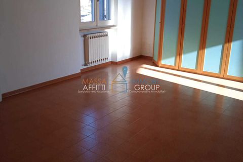 Villa a Massa, Massa and Carrara, Massa - € 440.000 | Ref: 2014 - foto 11