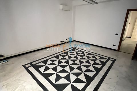 Erhvervsejendom i Massa, Massa and Carrara, Massa - € 350.000 | Ref: 2279 - foto 1