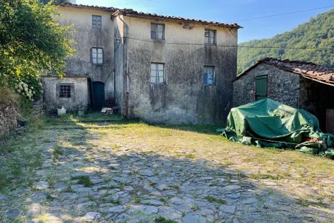 Villa i Pescaglia, Lucca, Pescaglia - € 250.000 | Ref: IA02075 - foto 1