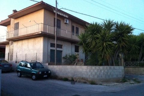 Villa i Modica, Ragusa, Modica - € 230.000 | Ref: 10095 - foto 2