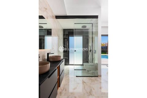 Villa i Alicante, Alicante, Alicante - € 670.000 | Ref: V544 - foto 15