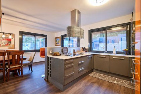 Villa i Sevrier, Haute-Savoie, Sevrier - € 1.785.000 | Ref: HH-14908908 - foto 7