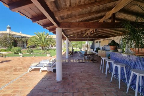 Villa a Bensafrim, Faro, Bensafrim - € 1.150.000 | Ref: 2315 - foto 7