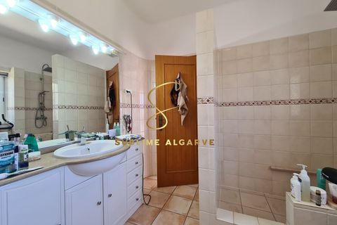 Villa a Bensafrim, Faro, Bensafrim - € 1.150.000 | Ref: 2315 - foto 15