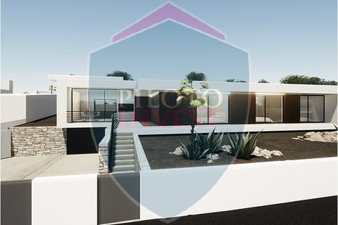 Helårsgrund i Viseu, Viseu, Viseu - € 260.000 | Ref: 1984/V - foto 1