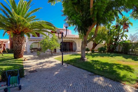 Villa i Guia, Faro, Guia - € 750.000 | Ref: SPD-6098 - foto 1