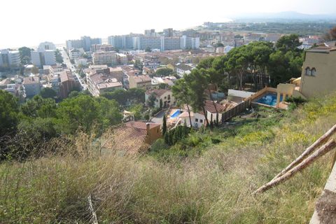 Helårsgrund i L'Estartit, Gerona - foto 2