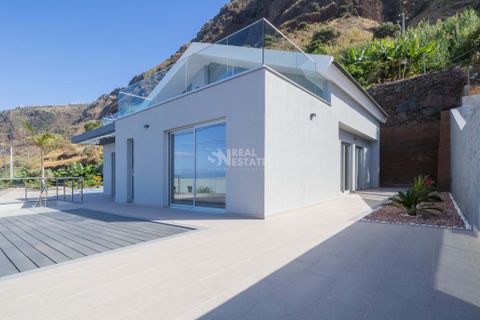 Villa i Calheta, Madeira, Calheta - € 1.195.000 | Ref: 071702 - foto 9