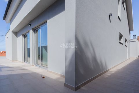 Villa i Calheta, Madeira, Calheta - € 1.195.000 | Ref: 071702 - foto 12